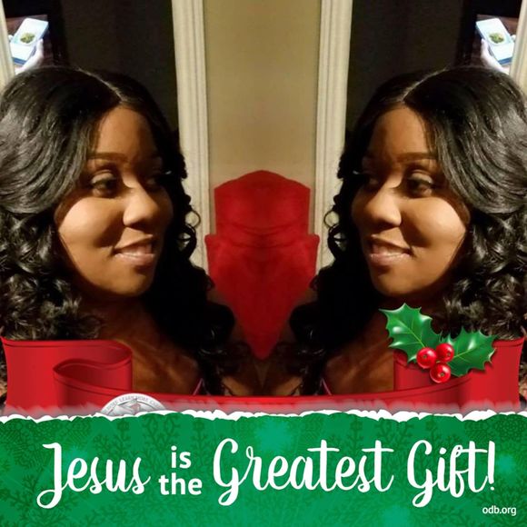 Meet your Posher, Edna - Picture 1 of 1